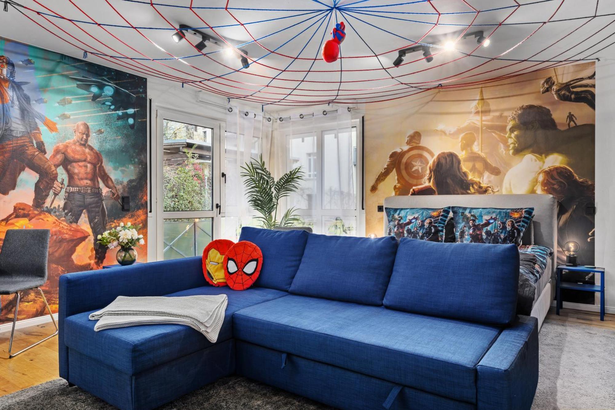 Edler Wohnraum Disney Marvel Studio Mit Balkon, Boxspringbett, Kaffeevollautomat, Lift & Parkplatz Chemnitz Exterior foto